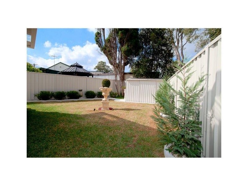 20 Cumberland Rd, Greystanes NSW 2145