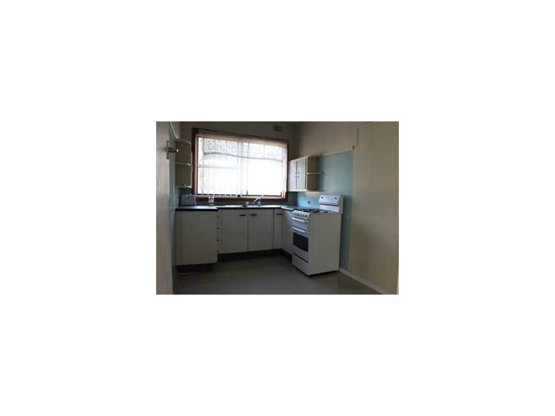 10 Berith Rd, Greystanes NSW 2145