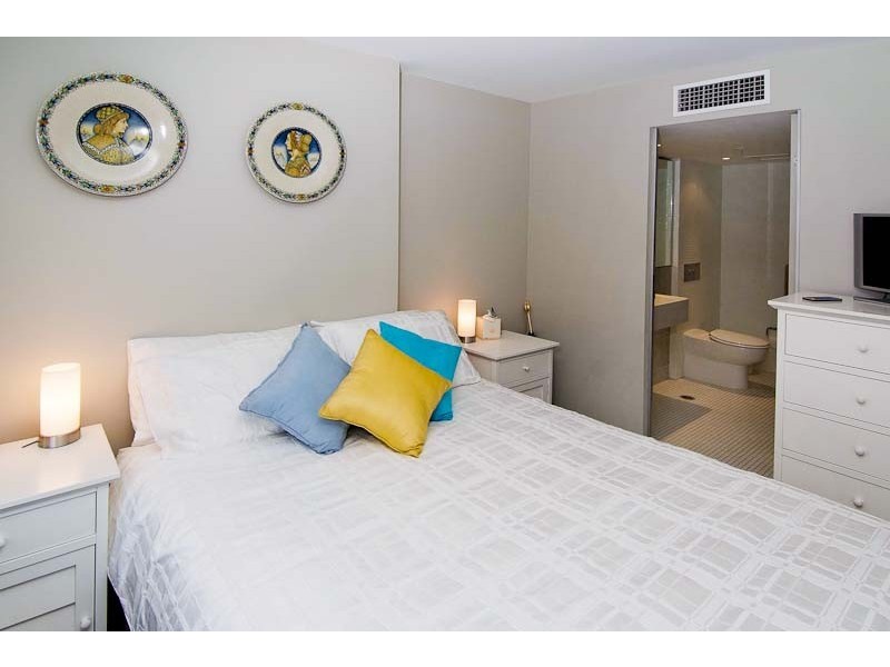 2 Elizabeth Bay Rd, Elizabeth Bay NSW 2011