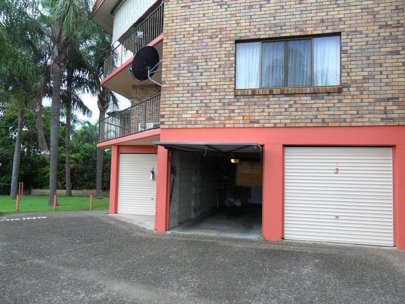 2/33 SURFERS AVE, Mermaid Beach QLD 4218