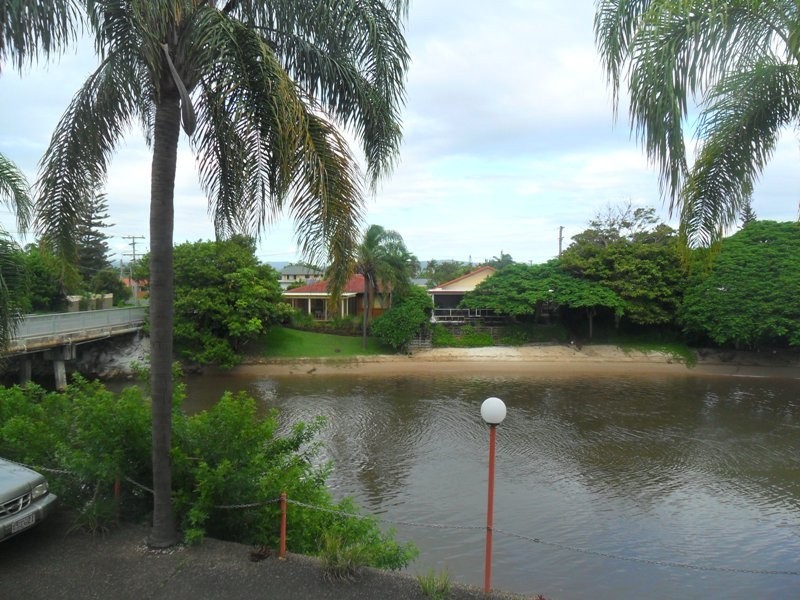 2/33 SURFERS AVE, Mermaid Beach QLD 4218