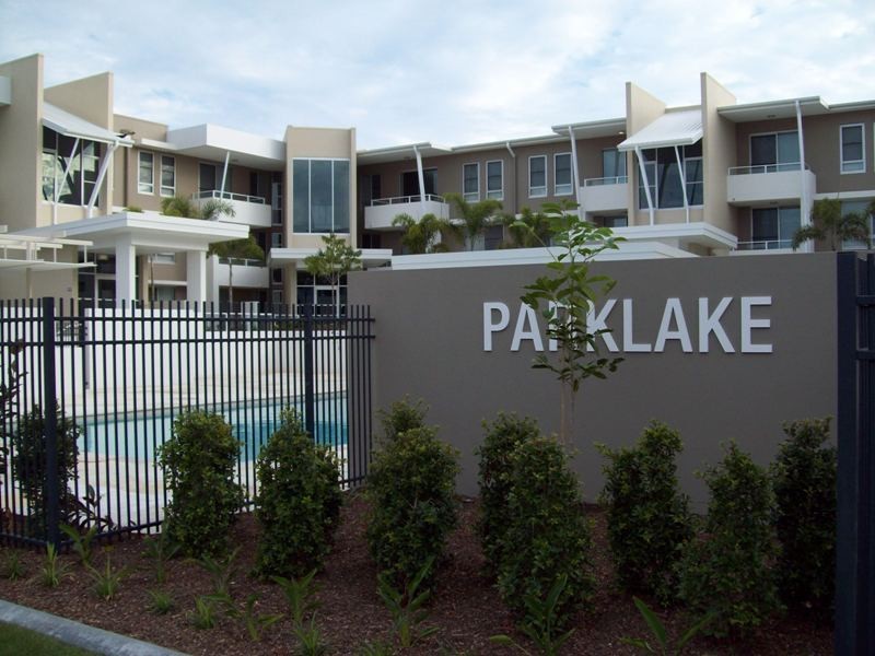 Varsity Lakes QLD 4227