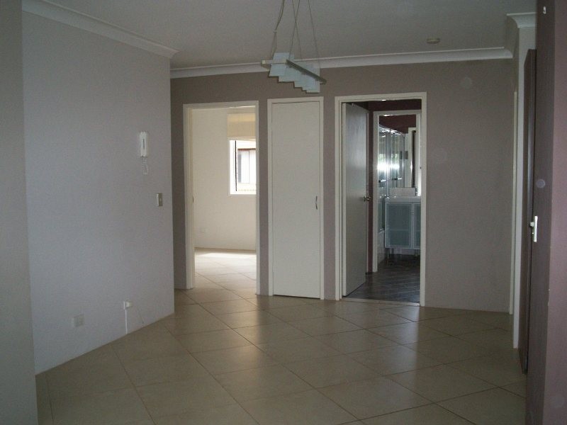 Broadbeach Waters QLD 4218