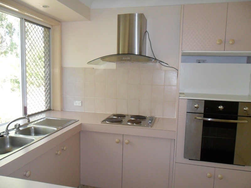 1/32 GLEN EAGLES DR, Robina QLD 4226