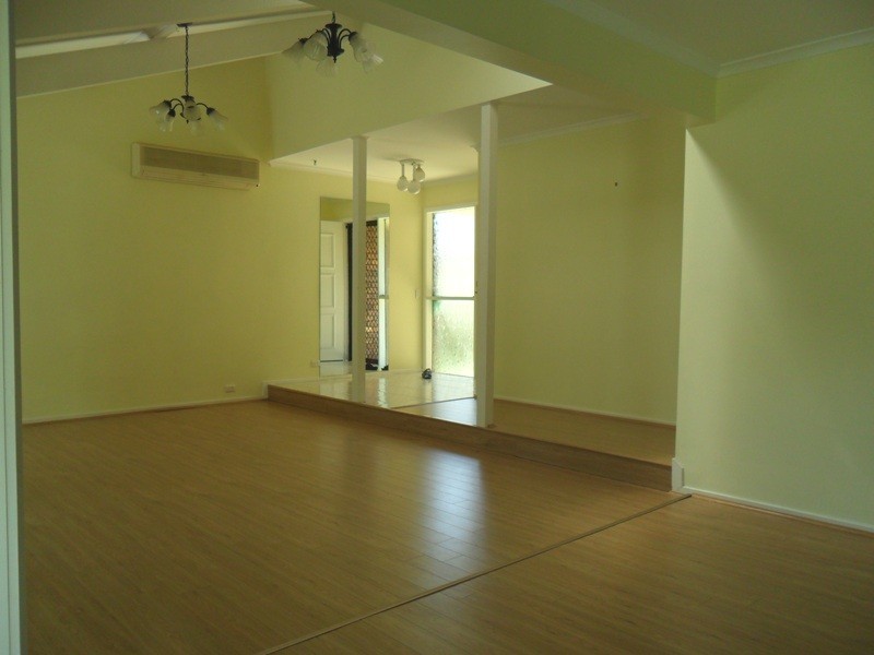 24 HOKITIKA ST, Broadbeach Waters QLD 4218