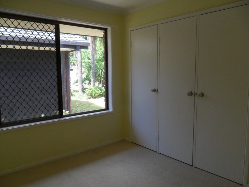 24 HOKITIKA ST, Broadbeach Waters QLD 4218