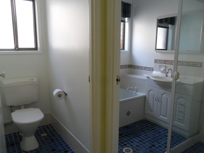 24 HOKITIKA ST, Broadbeach Waters QLD 4218