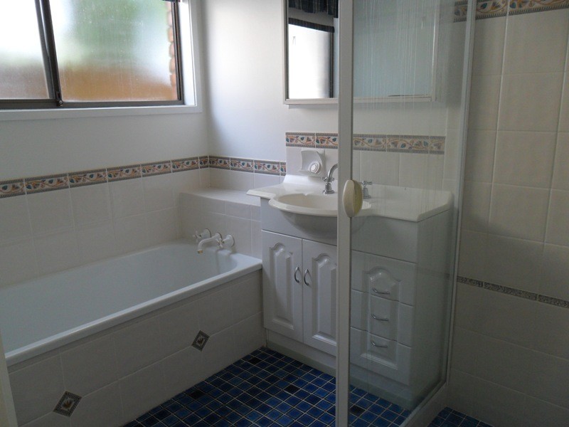 24 HOKITIKA ST, Broadbeach Waters QLD 4218