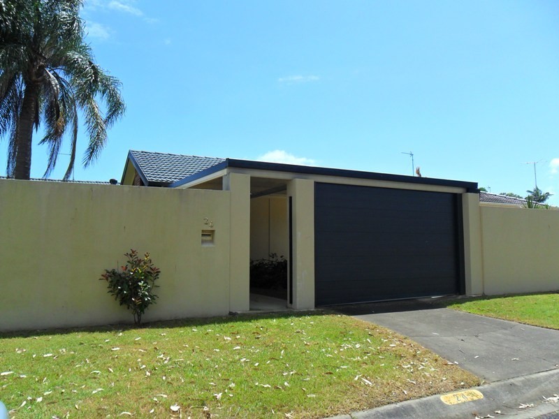 24 HOKITIKA ST, Broadbeach Waters QLD 4218