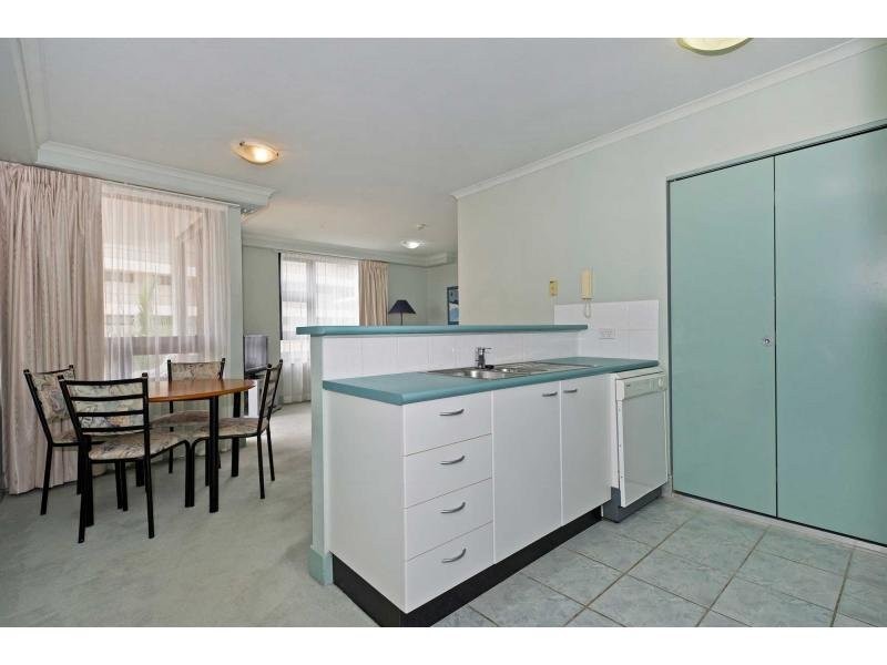 Broadbeach QLD 4218