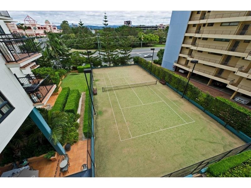 Broadbeach QLD 4218