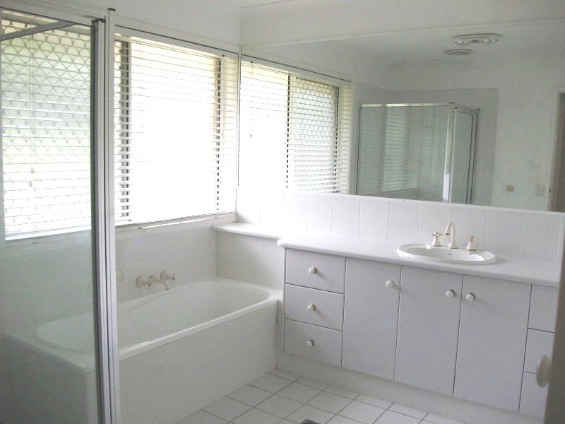 Worongary QLD 4213