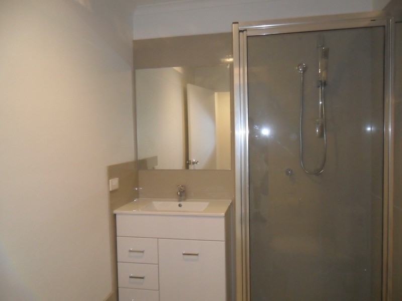 1/6 ADORI ST, Surfers Paradise QLD 4217