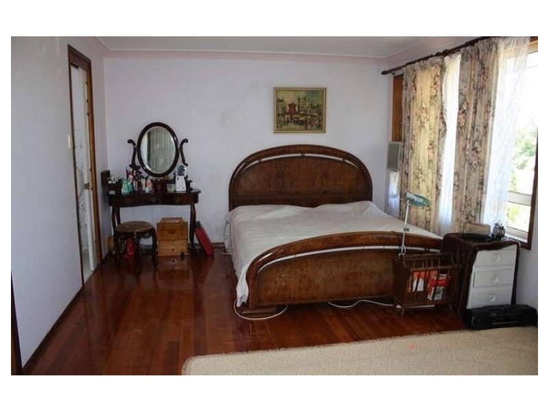 17 Everest St, Southport QLD 4215