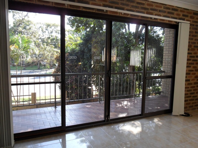 Broadbeach Waters QLD 4218