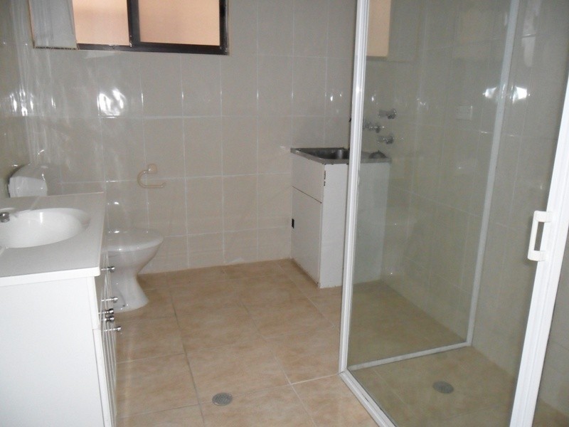 Broadbeach Waters QLD 4218