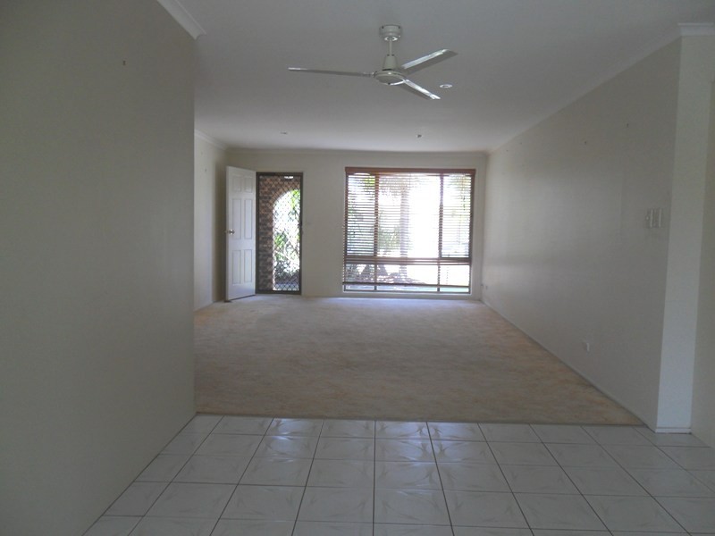28 WAITOMO ST, Broadbeach Waters QLD 4218