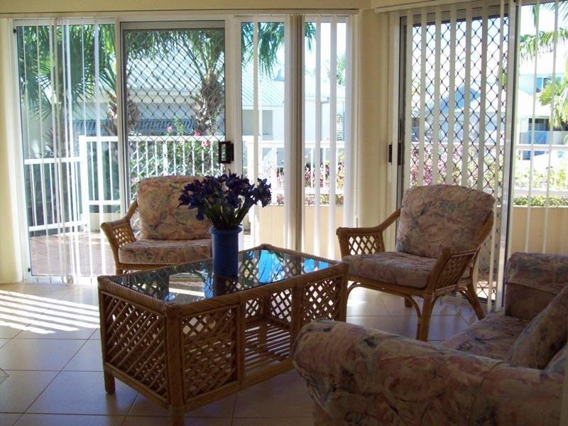 45/16 CRESCENT AVE, Mermaid Beach QLD 4218