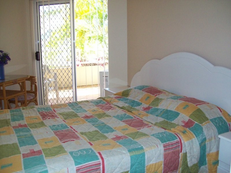 45/16 CRESCENT AVE, Mermaid Beach QLD 4218