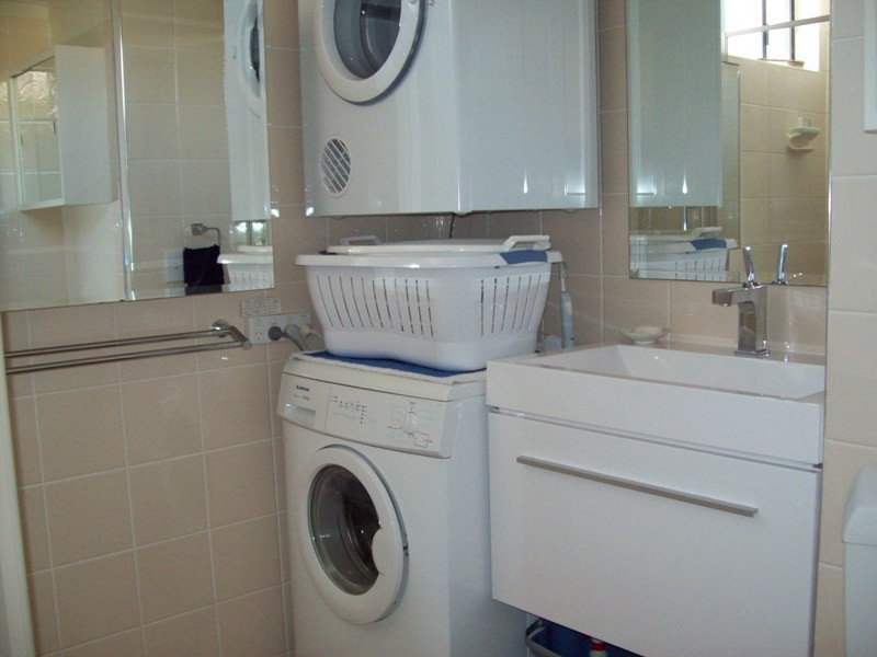 8/29 OLD BURLEIGH RD, Surfers Paradise QLD 4217