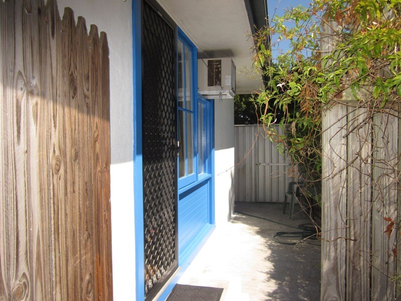 225B SUNSHINE PARADE, Mermaid Waters QLD 4218