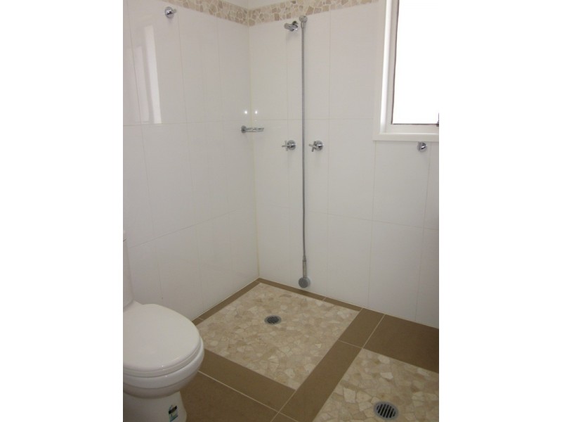 225B SUNSHINE PARADE, Mermaid Waters QLD 4218