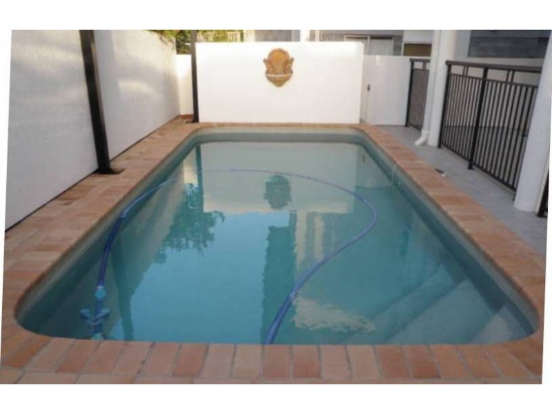 Mermaid Beach QLD 4218