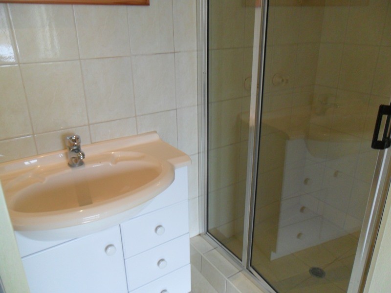 3/14 TE PETERS DR, Broadbeach Waters QLD 4218