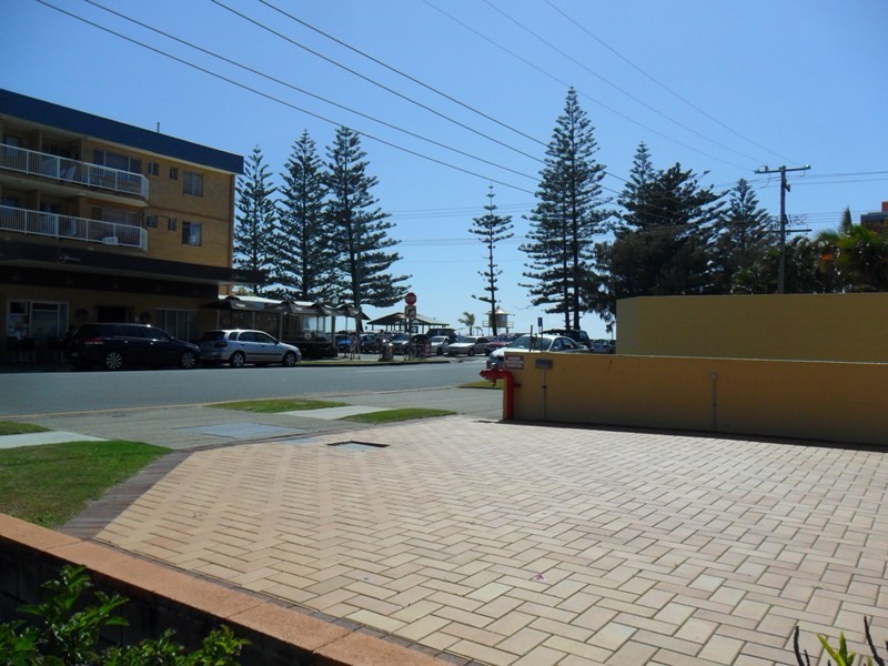 1/10 MONTANA RD, Mermaid Beach QLD 4218