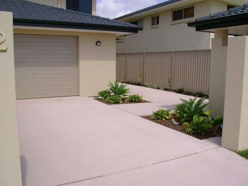 2/52 DOLPHIN AVE, Mermaid Beach QLD 4218
