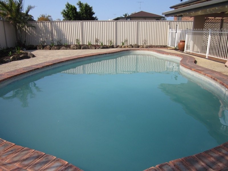 28 VOLANTE CRESCENT, Mermaid Waters QLD 4218