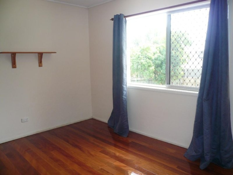 137 BENOWA RD, Southport QLD 4215