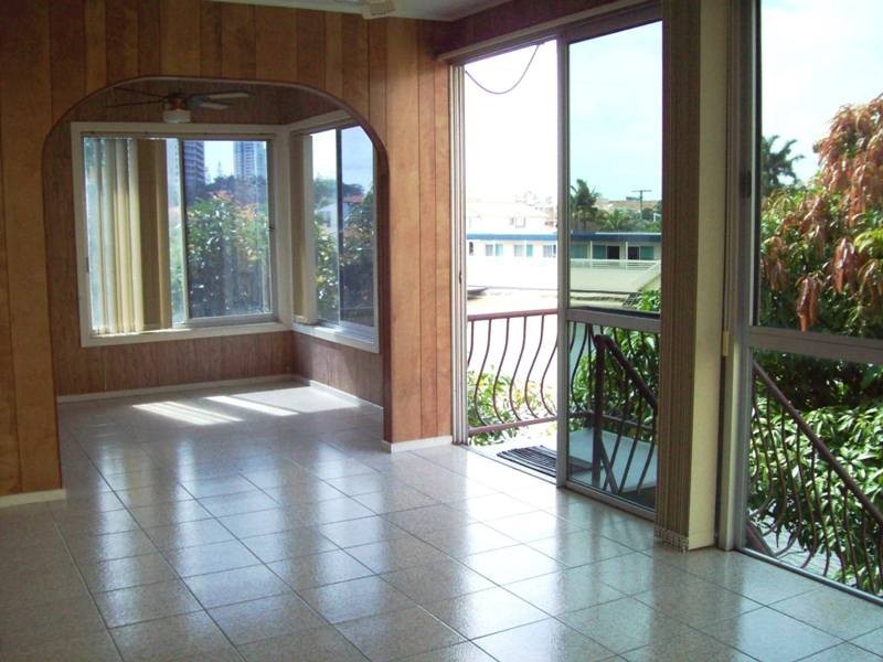 4/17 HAVANA KEY, Broadbeach Waters QLD 4218