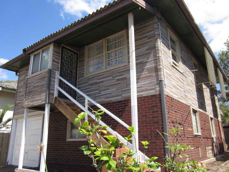 19 FERNY FAIRWAY, Burleigh Heads QLD 4220