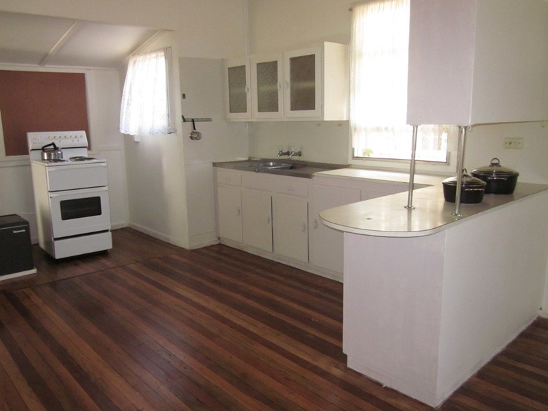 19 FERNY FAIRWAY, Burleigh Heads QLD 4220