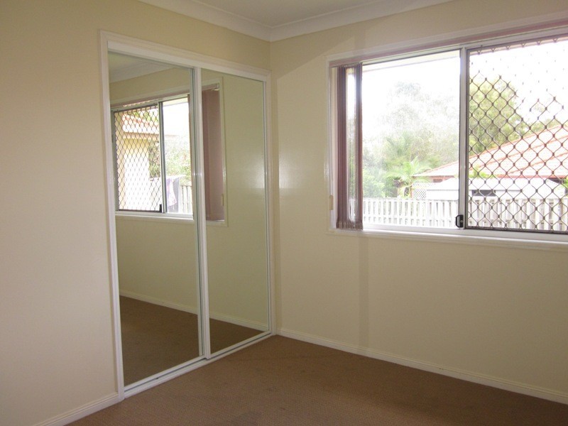 26 WILTSHIRE DR, Mudgeeraba QLD 4213