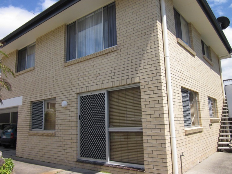 1/198b Hedges Ave, Mermaid Beach QLD 4218