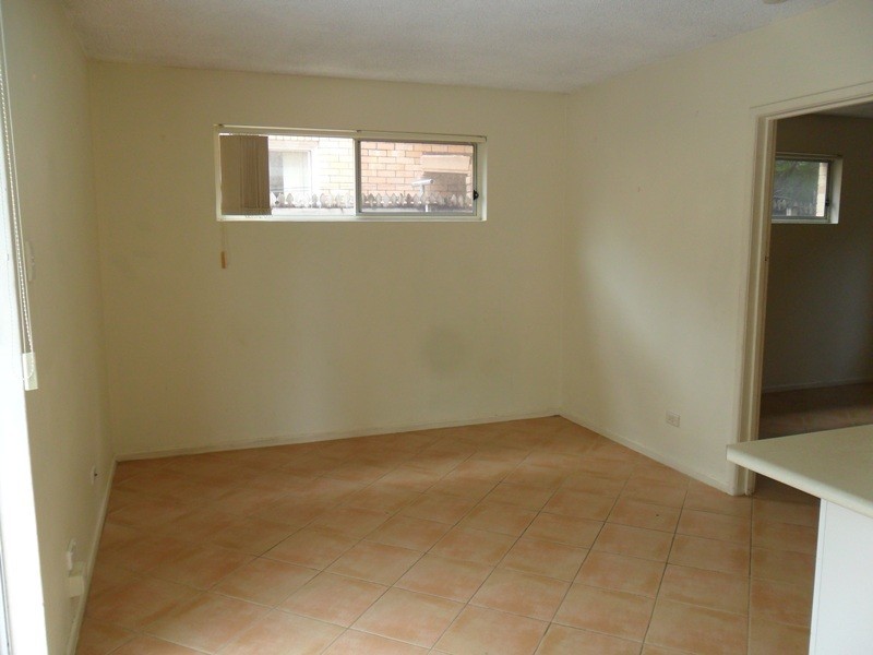 3/11 LEONARD AVE, Surfers Paradise QLD 4217