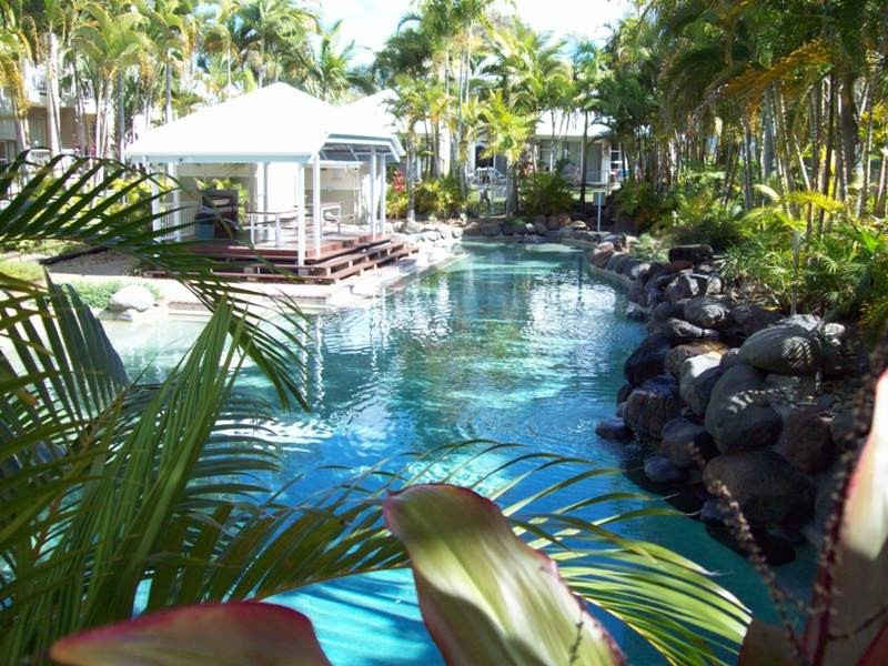 29/16 CRESCENT AVE, Mermaid Beach QLD 4218