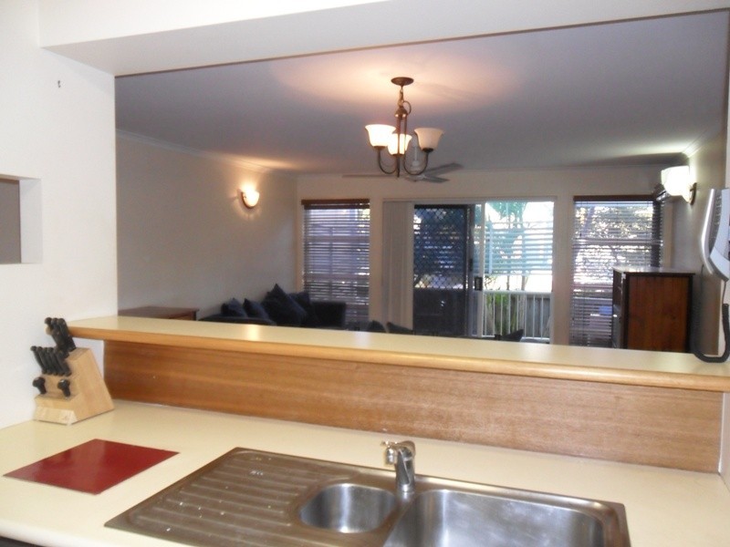 29/16 CRESCENT AVE, Mermaid Beach QLD 4218