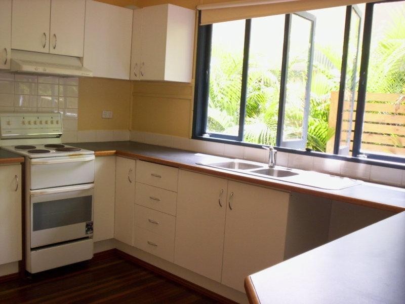 3/2059 GOLD COAST HWY, Miami QLD 4220