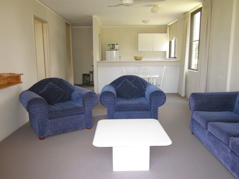 Clear Island Waters QLD 4226