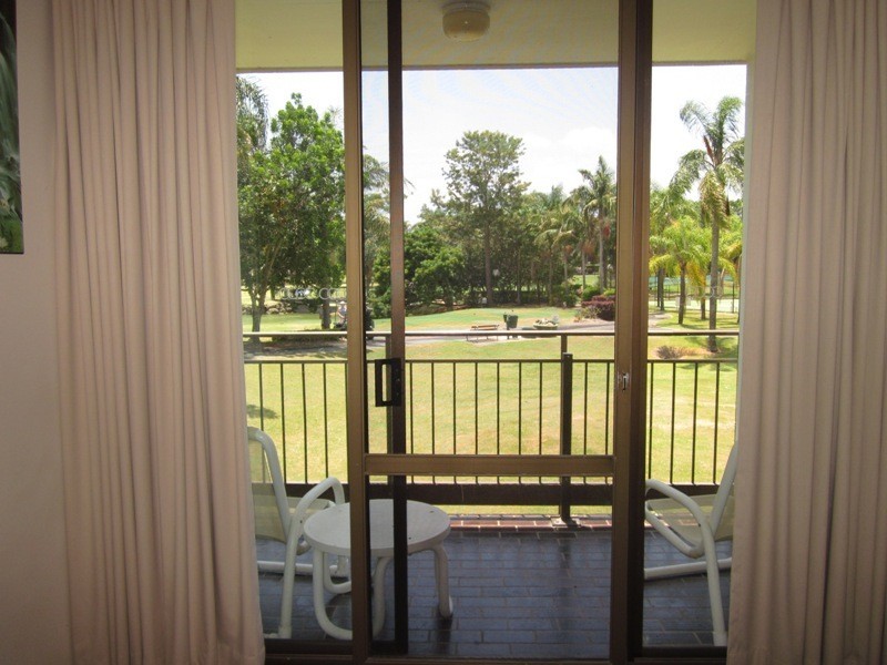 Clear Island Waters QLD 4226