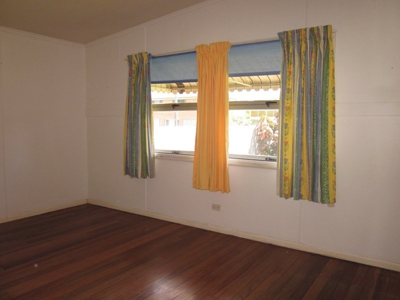 49 PARADISE ISLAND, Surfers Paradise QLD 4217