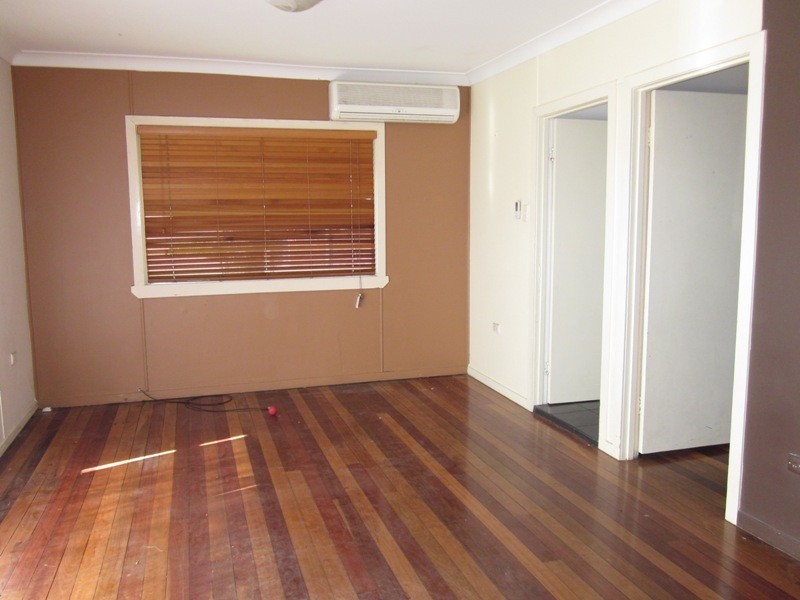 182 HEDGES AVE, Mermaid Beach QLD 4218