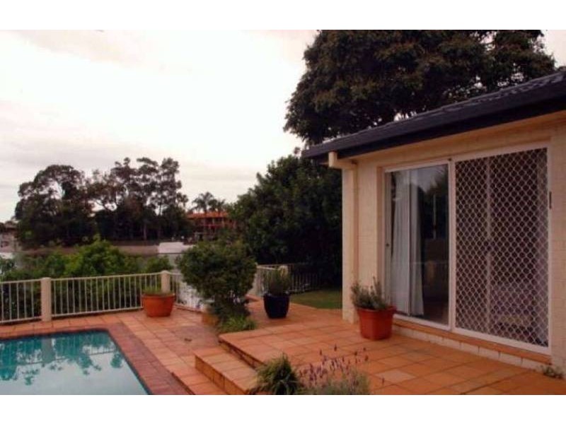 Broadbeach Waters QLD 4218