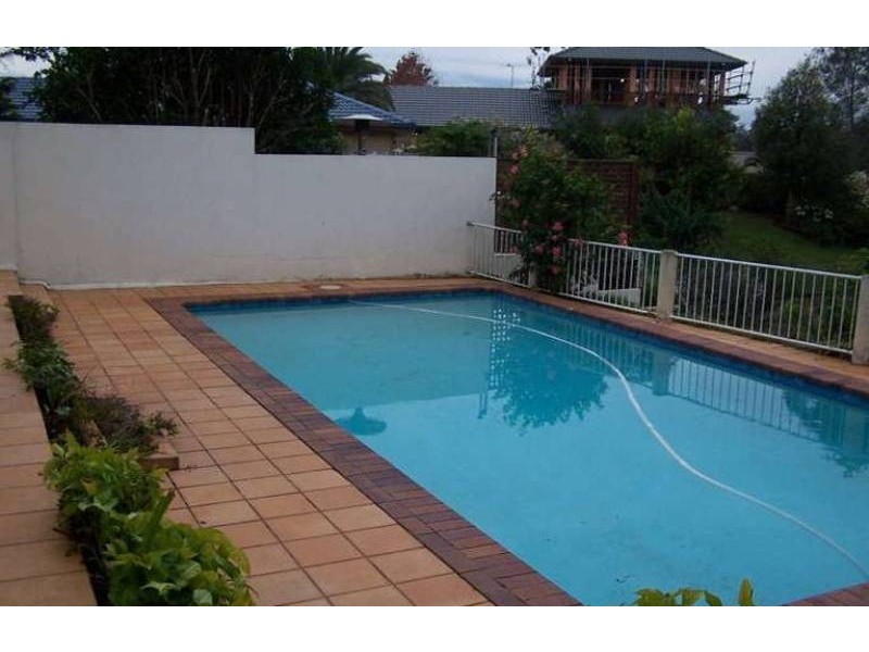 Broadbeach Waters QLD 4218