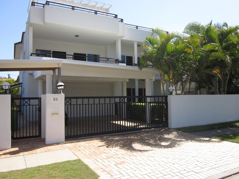 Mermaid Beach QLD 4218