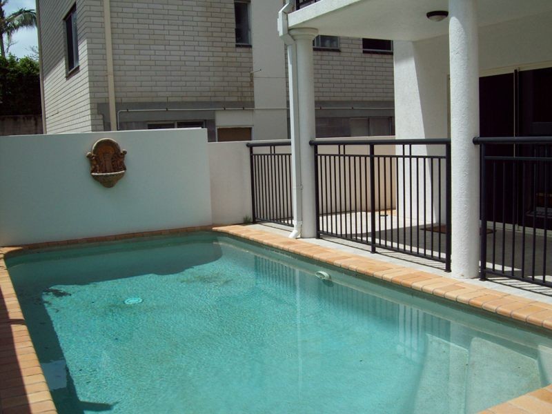 Mermaid Beach QLD 4218