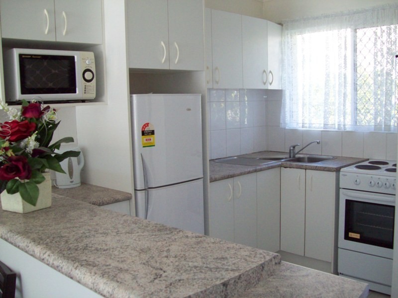 29 OLD BURLEIGH RD, Surfers Paradise QLD 4217